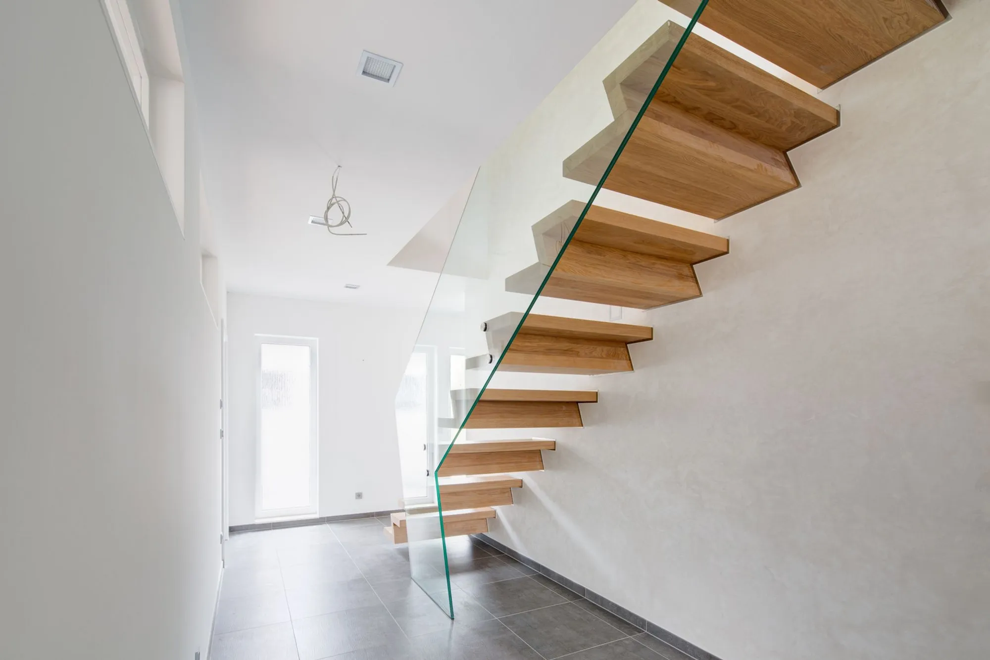 Maßgefertigte Holztreppe durch Schumann Bau
